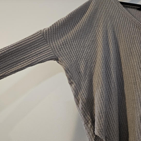 Urban Outfitters Out from under women's grey button front top - Picture 6 of 12